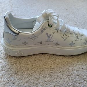 Louis Vuitton - Paris - size 38 - TIME OUT SNEAKER